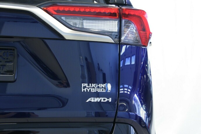 toyota-rav4-plug-in-hybrid-elektrisitetbensin-2023-big-29