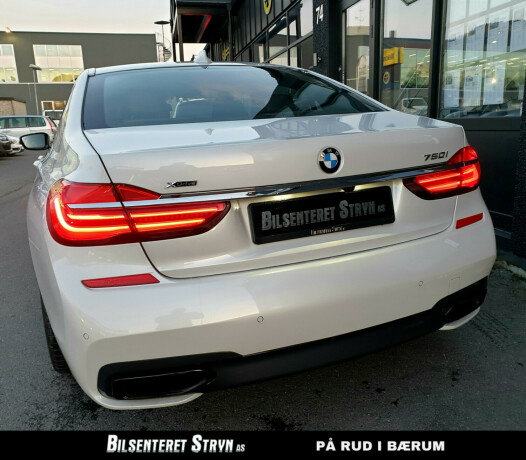 bmw-7-serie-bensin-2017-big-26