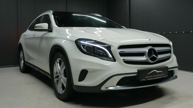 mercedes-benz-gla-diesel-2014-big-0