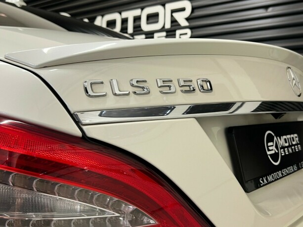 mercedes-benz-cls-bensin-2012-big-10