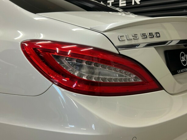 mercedes-benz-cls-bensin-2012-big-8