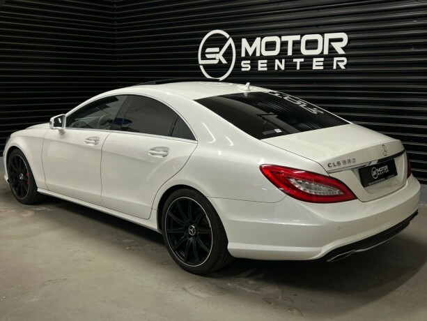 mercedes-benz-cls-bensin-2013-big-1