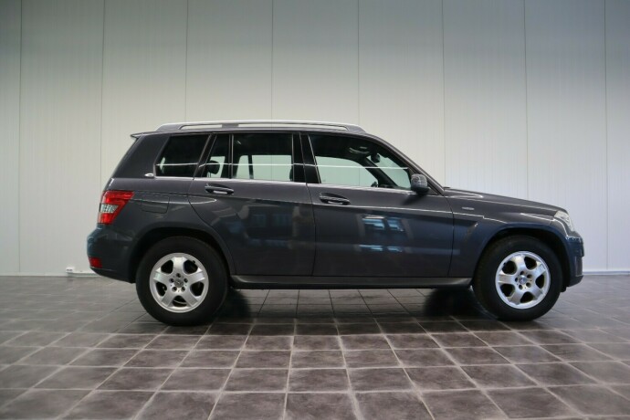 mercedes-benz-glk-diesel-2009-big-1