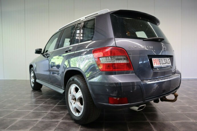 mercedes-benz-glk-diesel-2009-big-17