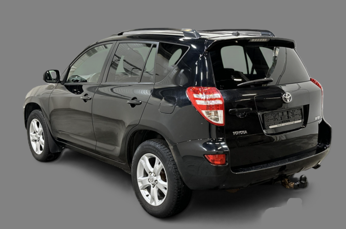 toyota-rav4-diesel-2010-big-2