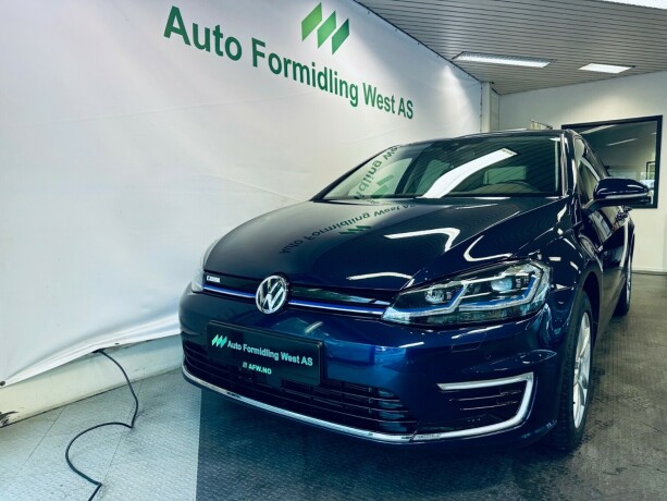 volkswagen-golf-elektrisitet-2020-big-2