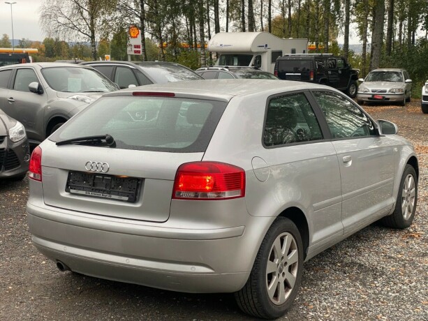 audi-a3-bensin-2005-big-7