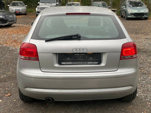 audi-a3-bensin-2005-big-8