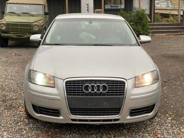 audi-a3-bensin-2005-big-4