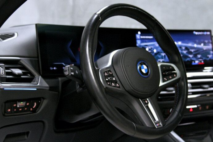 bmw-i4-m50-elektrisitet-2023-big-24