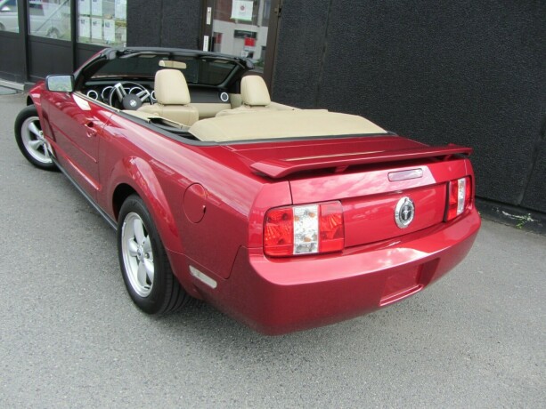 ford-mustang-bensin-2006-big-2