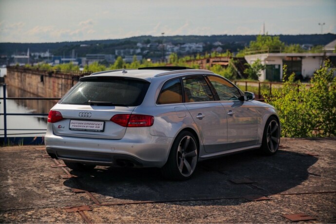 audi-s4-bensin-2010-big-5