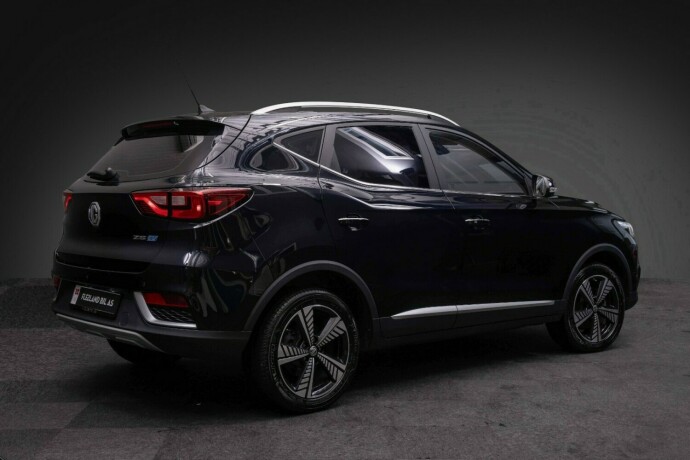 mg-zs-ev-elektrisitet-2020-big-10