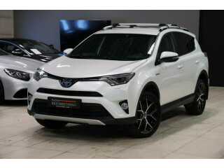 Toyota | RAV4 | Elektrisitet+bensin | 2016