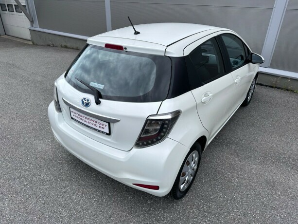 toyota-yaris-bensin-2014-big-7