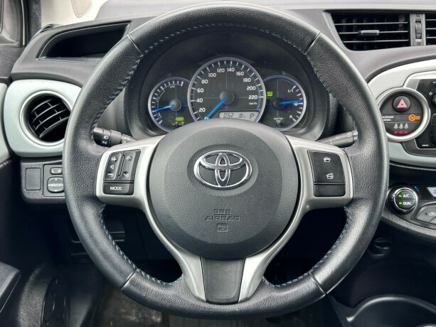 toyota-yaris-bensin-2014-big-15