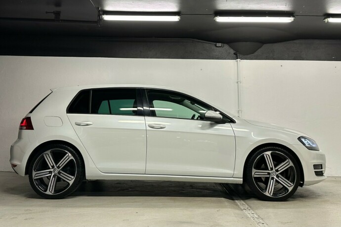 volkswagen-golf-diesel-2013-big-7