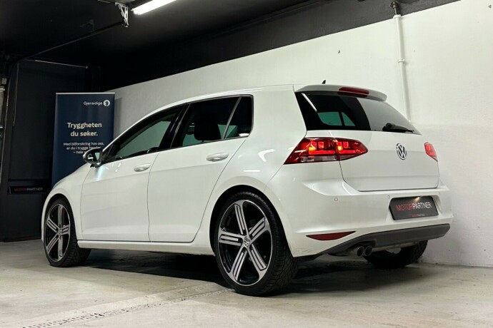 volkswagen-golf-diesel-2014-big-4