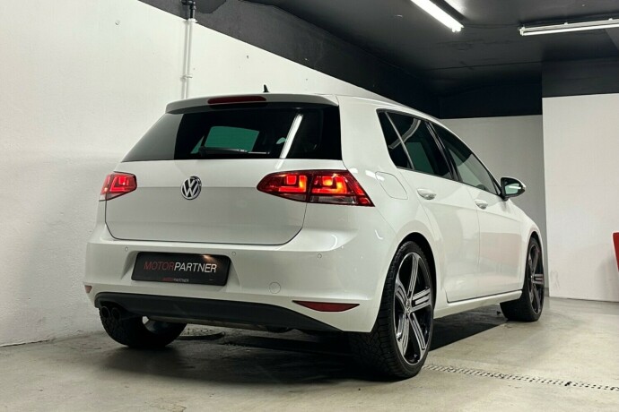 volkswagen-golf-diesel-2013-big-6