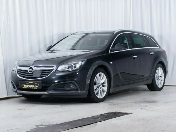 opel-insignia-country-tourer-diesel-2015-big-0