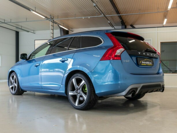 volvo-v60-diesel-2014-big-2