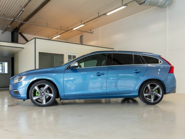 volvo-v60-diesel-2014-big-1