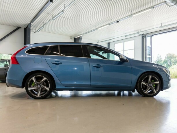 volvo-v60-diesel-2014-big-5