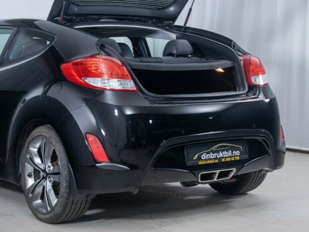 hyundai-veloster-bensin-2012-big-10