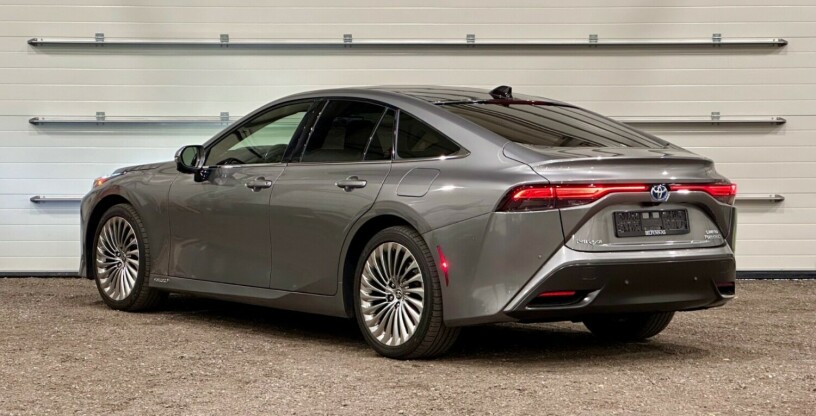 toyota-mirai-hydrogen-2022-big-3