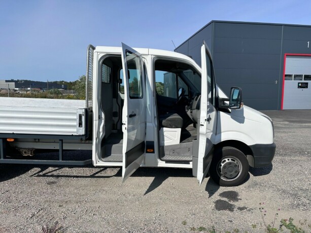 volkswagen-crafter-diesel-2012-big-21