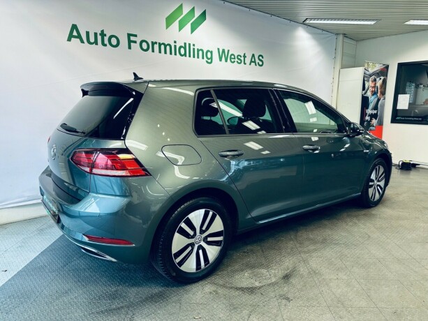 volkswagen-golf-elektrisitet-2018-big-8