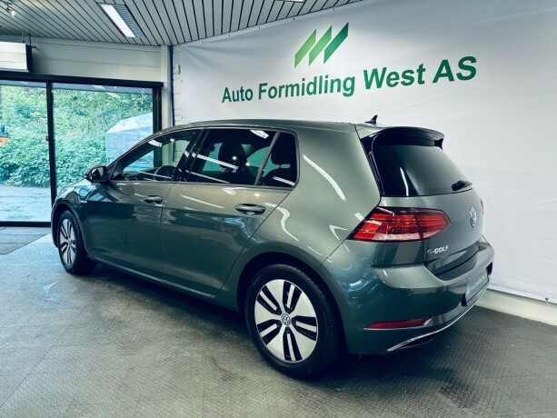 volkswagen-golf-elektrisitet-2018-big-5