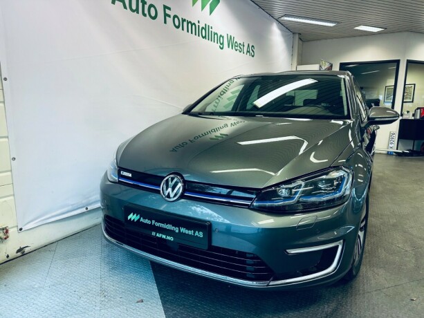 volkswagen-golf-elektrisitet-2018-big-2