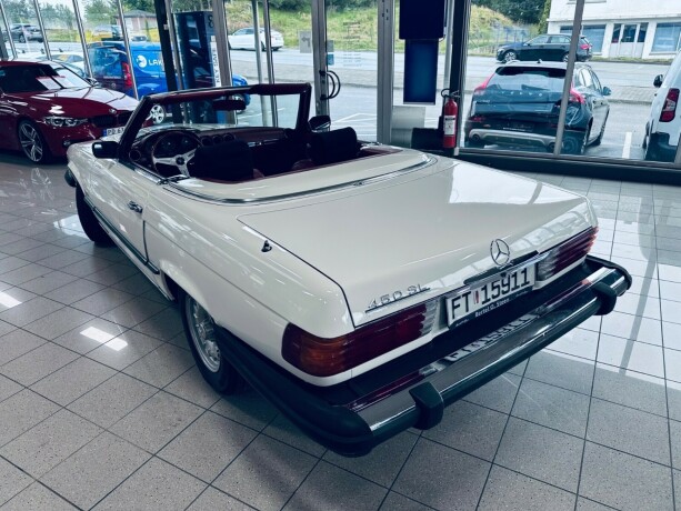 mercedes-benz-sl-bensin-1975-big-6