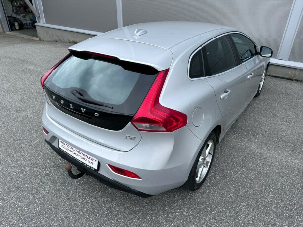 volvo-v40-diesel-2013-big-7