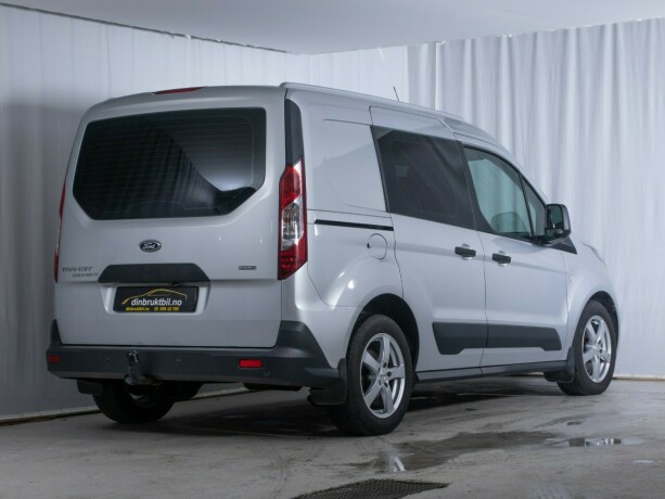 ford-transit-connect-bensin-2016-big-5