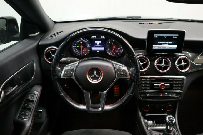 mercedes-benz-cla-bensin-2014-big-29