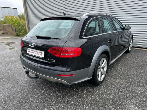 audi-a4-allroad-diesel-2011-big-3