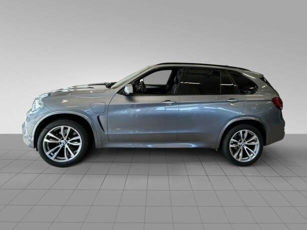 bmw-x5-elektrisitetbensin-2017-big-3