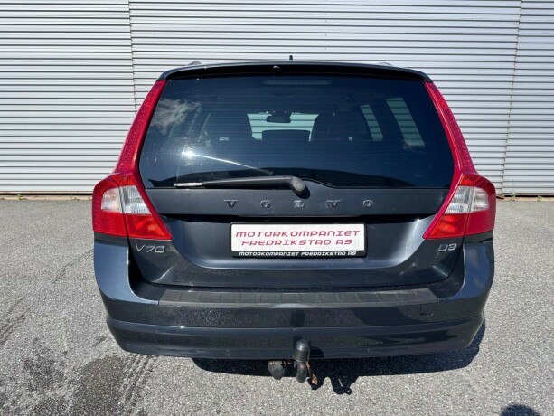 volvo-v70-diesel-2012-big-10