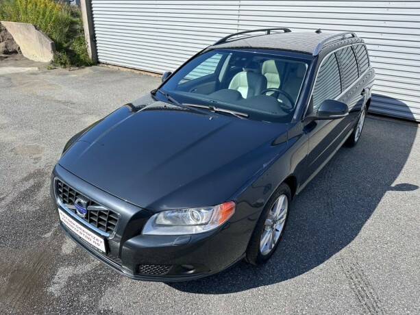 volvo-v70-diesel-2012-big-4