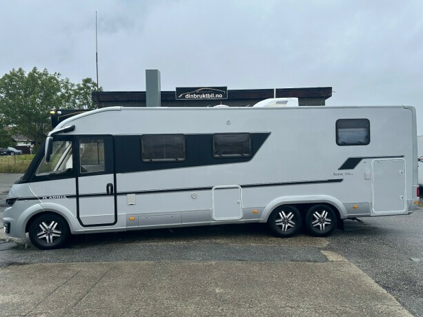 adria-sonic-supreme-i-810sc-topputgave-queensbed-senkeseng-2-x-aircon-diesel-2019-big-0