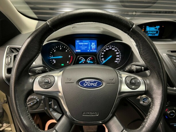 ford-kuga-diesel-2014-big-13