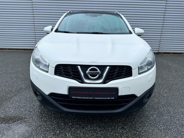 nissan-qashqai-bensin-2013-big-8