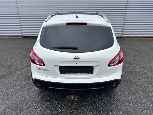 nissan-qashqai-bensin-2013-big-11