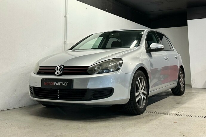 volkswagen-golf-bensin-2009-big-2