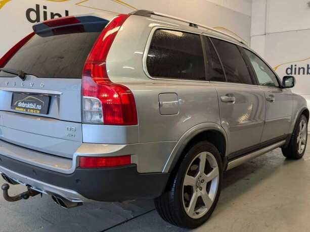 volvo-xc-90-diesel-2011-big-2