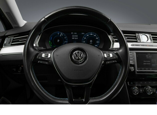 volkswagen-passat-elektrisitetbensin-2017-big-12