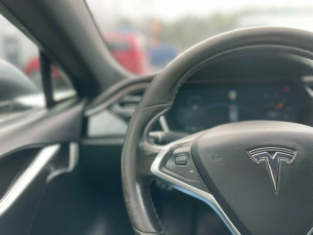 tesla-model-s-elektrisitet-2017-big-16