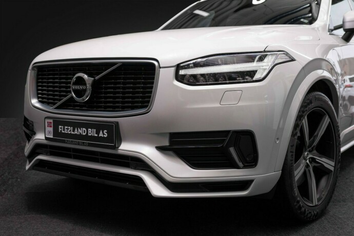 volvo-xc-90-elektrisitetbensin-2017-big-2